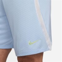 Nike Dri-FIT Strike Shorts hellblau